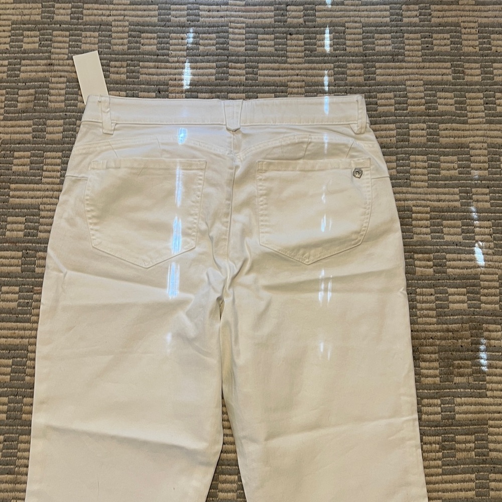 NWT DEMOCRACY: White Straight Leg Jeans …113 - Picture 7 of 14